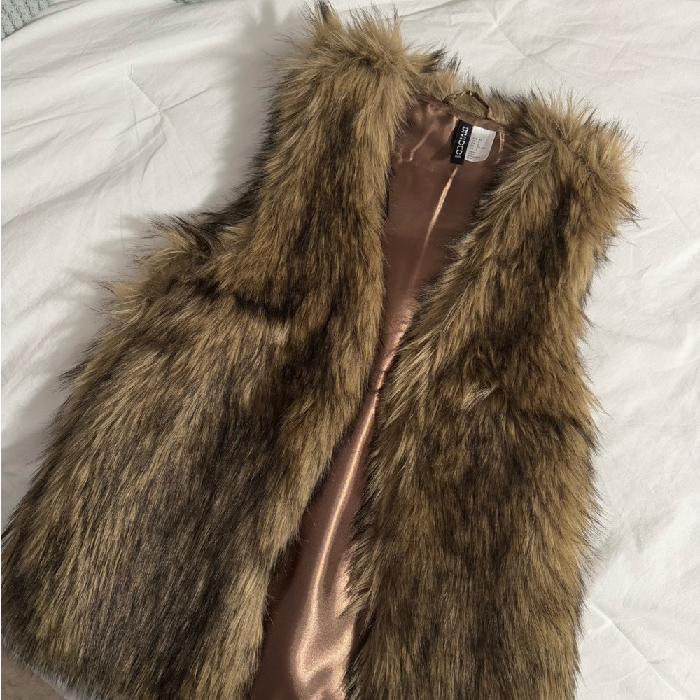 H&M Tan Faux Fur Vest